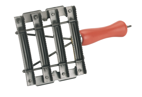 Скребница металлическая
